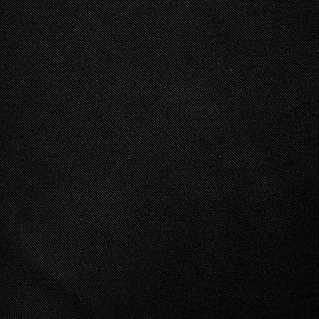 Hochwertiger Baumwolldrell in schwarz. Stabiles Köpergewebe aus 100% Baumwolle, 220 cm breit. Perfekt für Polsterer, Sattler und DIY-Projekte. Vielseitig einsetzbar für Matratzenbezüge, Gesichtsmasken und mehr. Bestellen Sie jetzt und verwirklichen Sie Ihre Polsterideen!